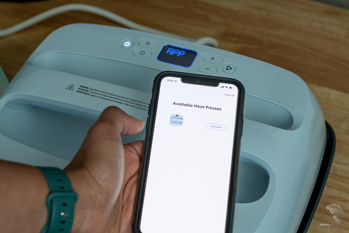 Connecting the EasyPress 3 to the Cricut Heat App