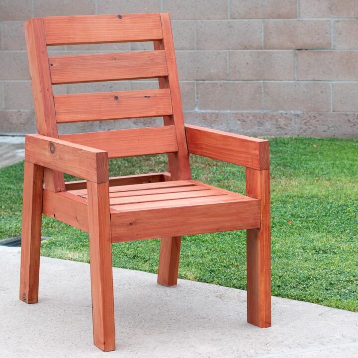 Learn how to build an easy DIY 2x4 chair with simple joinery, easy-to-follow plans, a step-by-step tutorial, and a video. Perfect outdoor dining chair or patio chair.
