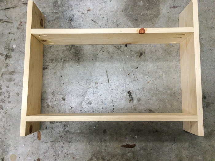 Assembling the frame for the side table