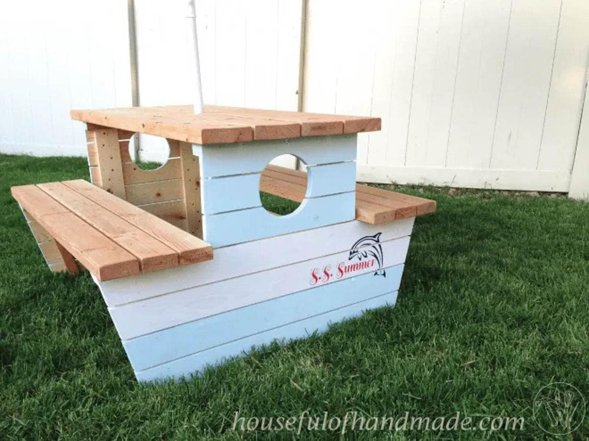Boat shaped picnic table for kids