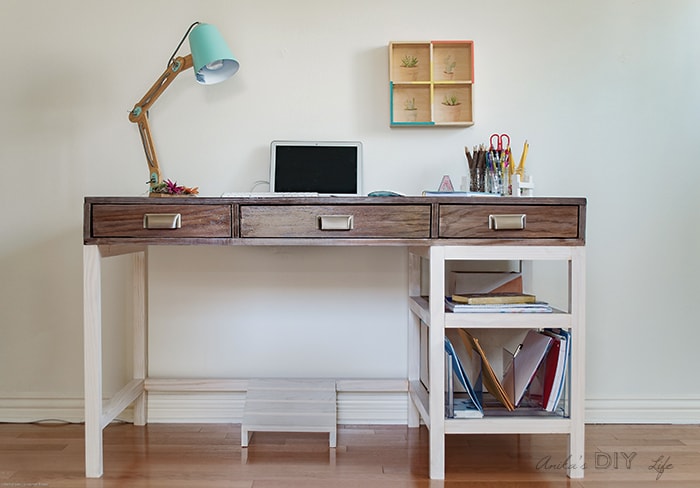 Easy DIY Modern Farmhouse desk plans and tutorial