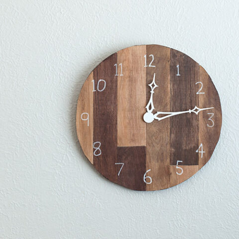 Learn how to make this easy DIY wood clock with leftover scrap plywood and a wall clock kit. Add a reclaimed pallet wood looks with this detailed tutorial.