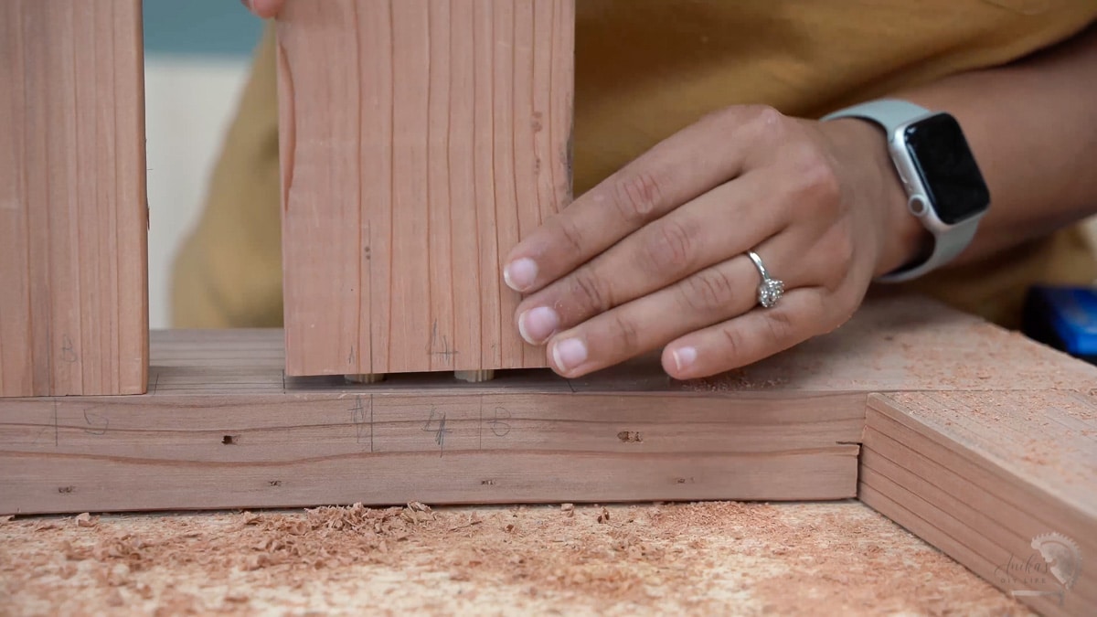 Attaching two boards for the back support using dowels