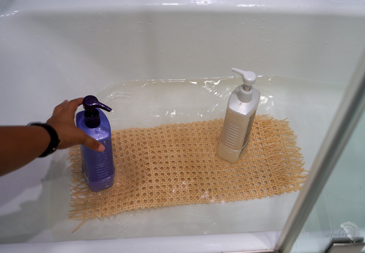 soaking cane webbing in bathtub