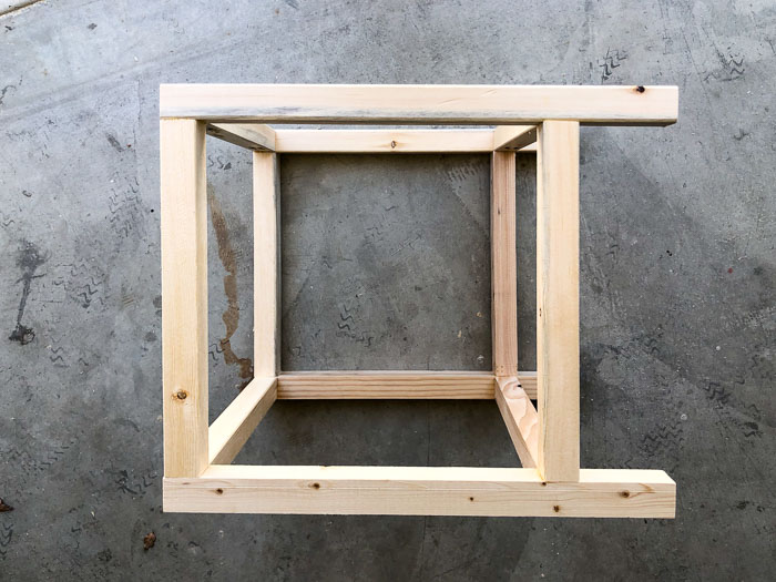 Building the frame to make the lattice planter box