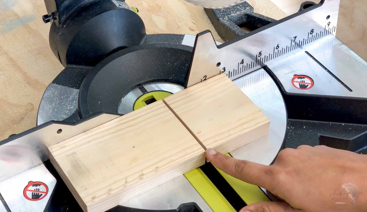 Kerf width of the blade in a board on the miter saw 